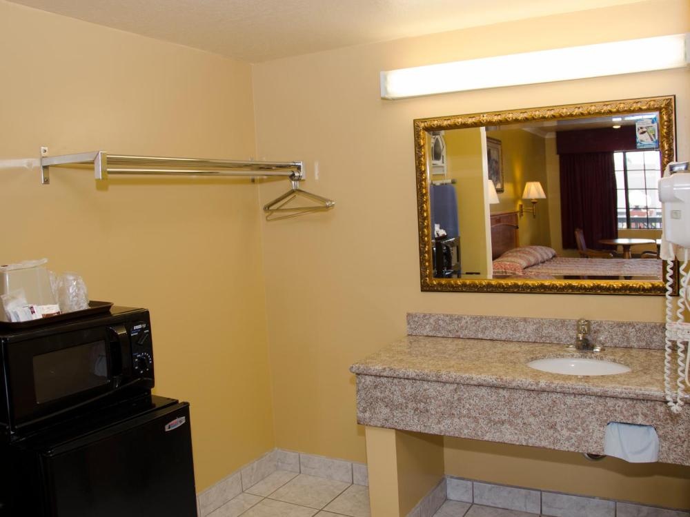 Chariot Inn Glendale - Pasadena